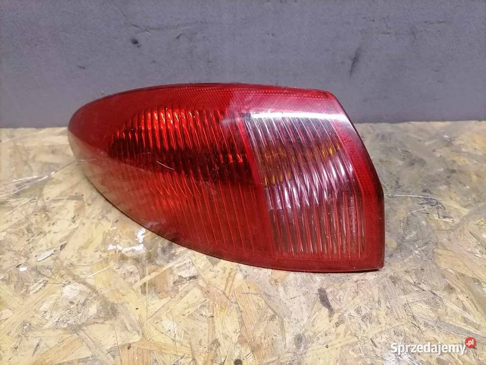Alfa Romeo 147 Lampa tylna tył Sompolno