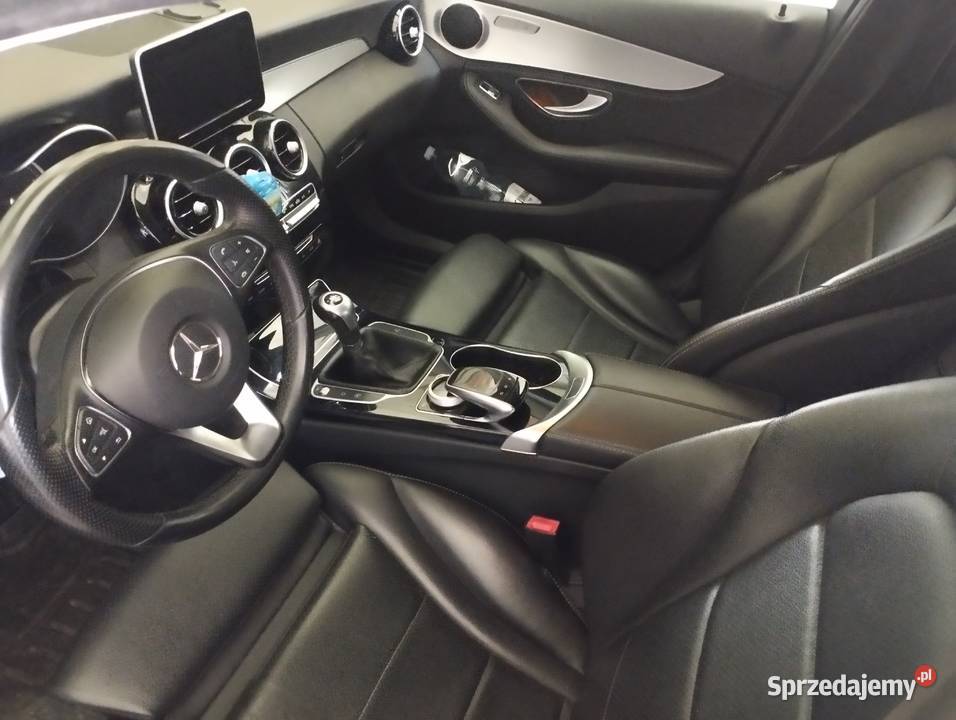 Ładny zadbany garażowany Mercedes W205 16 diesel Brzeziny