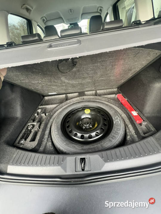 Ford Kuga Ford Kuga 20 diesel automat skóry 4x4 światła do jazdy dziennej