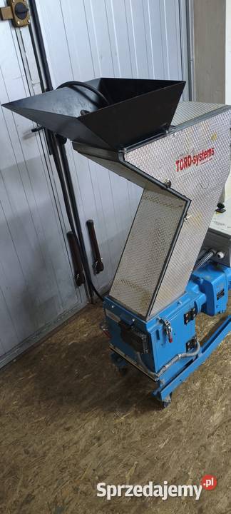 Młyn młynek kruszarka kaskadowy do tworzyw Toro mazowieckie Sochocin