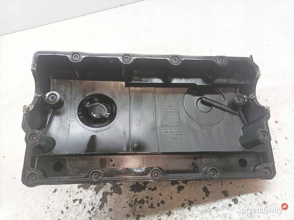POKRYWA ZAWORÓW 038103469M 19 TDI VW Volkswagen osobowe świętokrzyskie