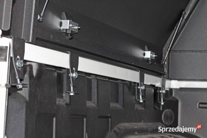 Hardtop Toyota Hilux REVO aluminiowy ZABUDOWA Pasłęk