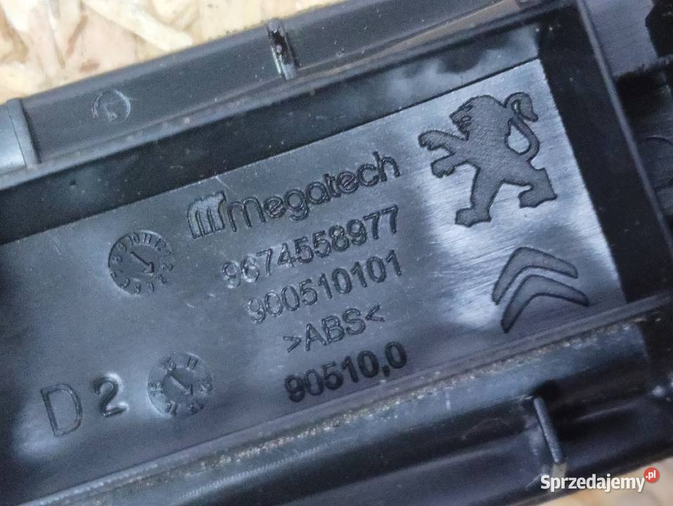 Przełącznik Szyby Prawy Tył Peugeot 301 CElysee Wyposażenie wnętrza sprzedam