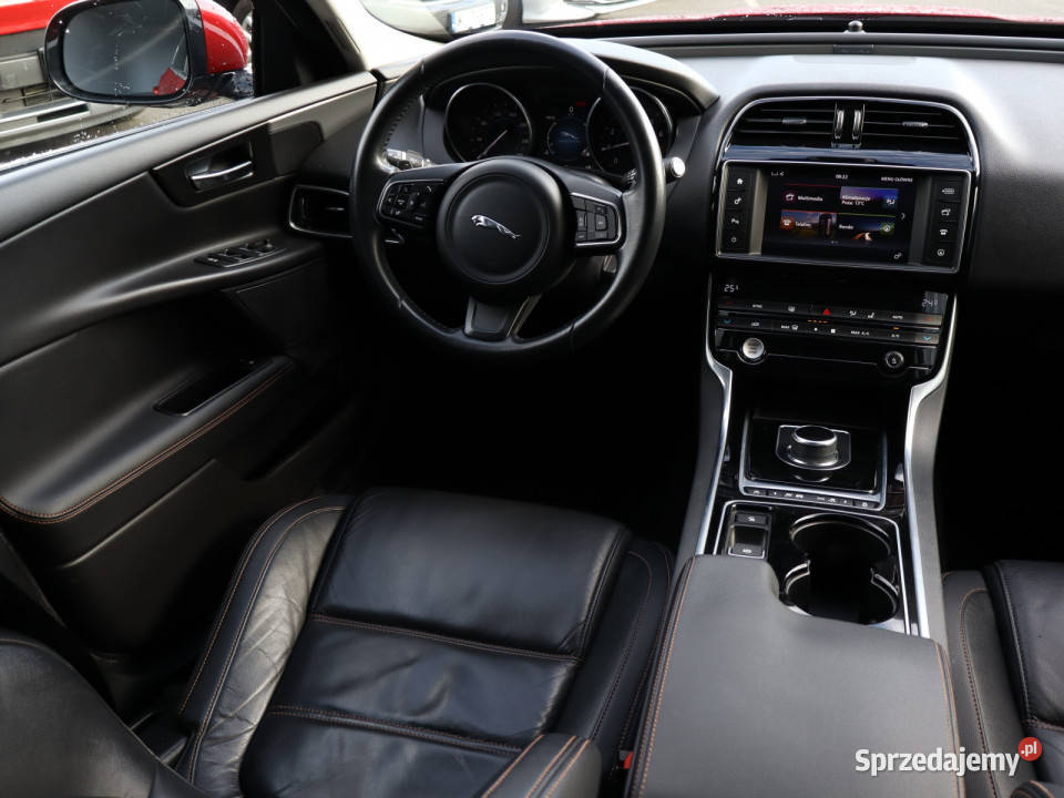 Jaguar XE 20t Bielany Wrocławskie