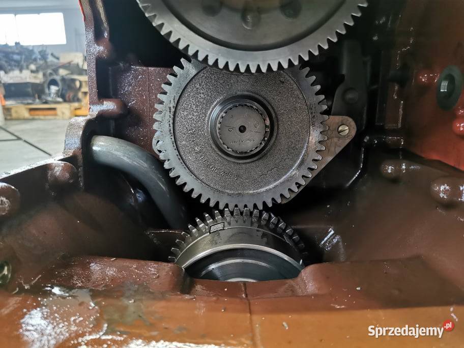 Kosz przedniego napędu Massey Ferguson 3080