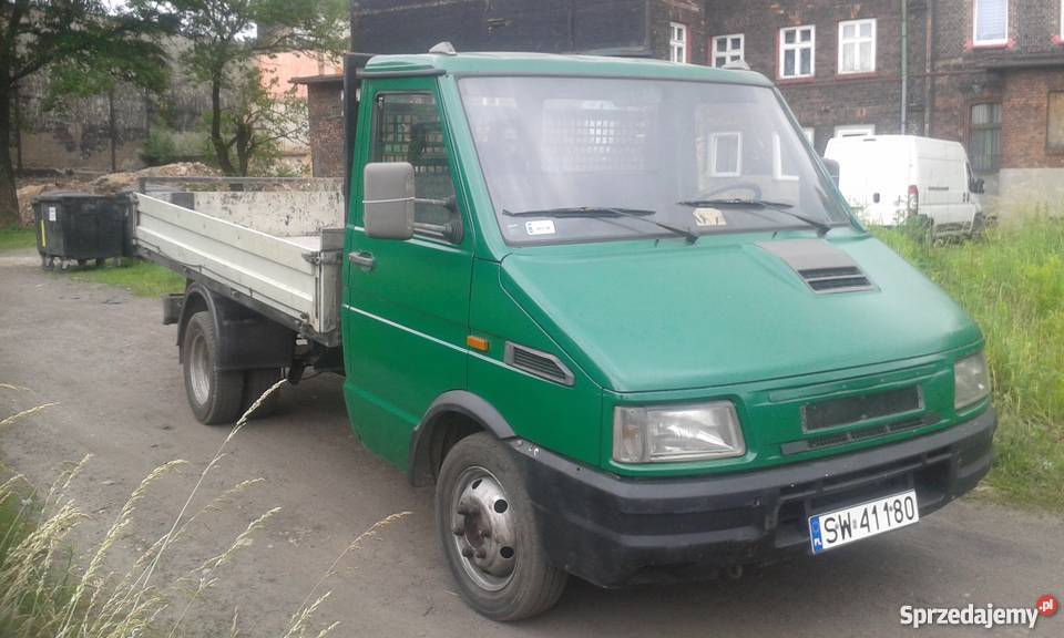 IVECO DAILY 28TD 35c10 manualna Świętochłowice