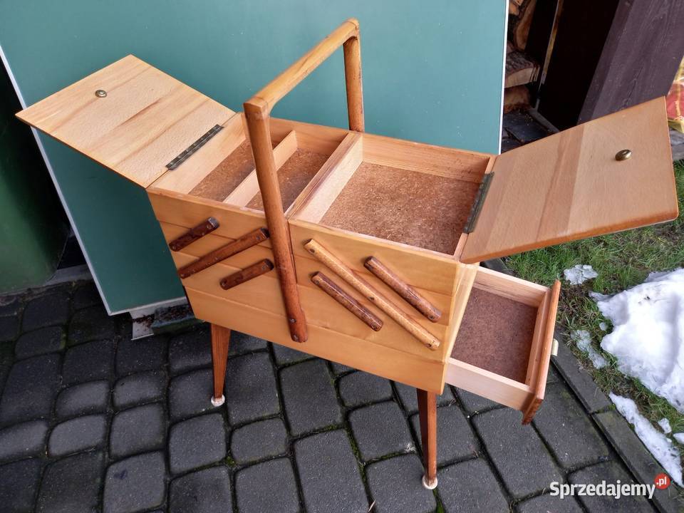 Duży niciak bukowy rozkładany PRL vintage Meble Rawicz