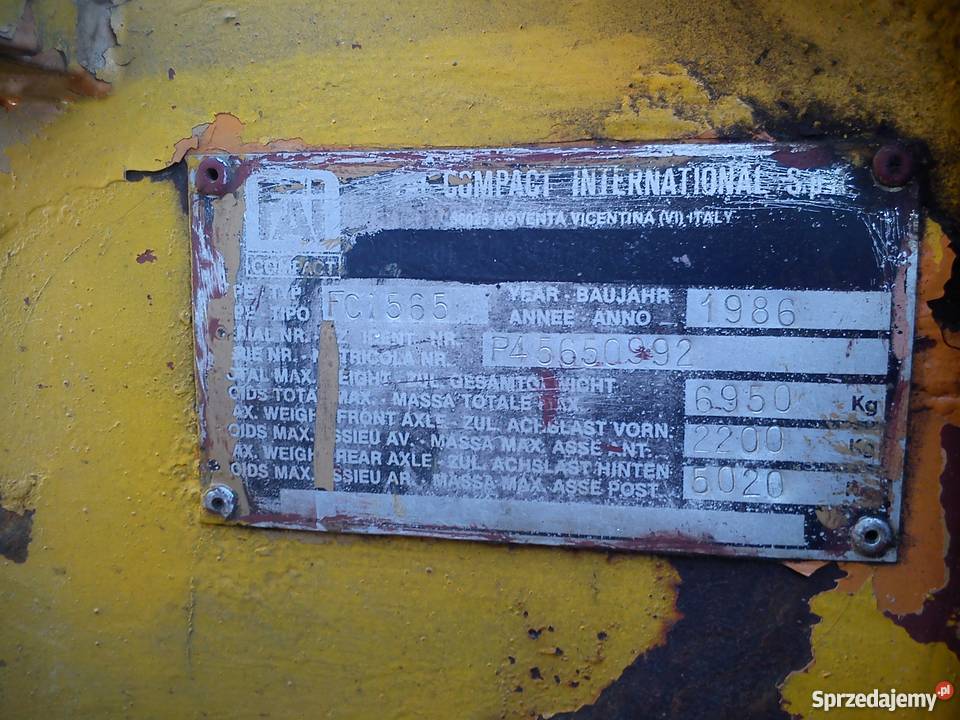 Sprzedam koparko ładowarkę FAIKomatsu 565 warmińsko-mazurskie Ramsowo