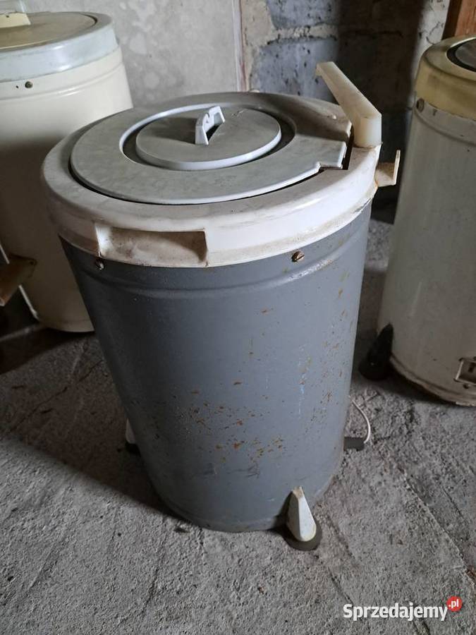 Trzy wirówki z PRLu Brzesko