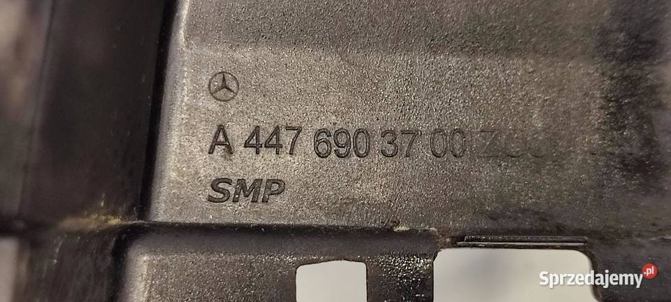 MERCEDES VITO W447 OSŁONA LAMPY PRAWY TYŁ