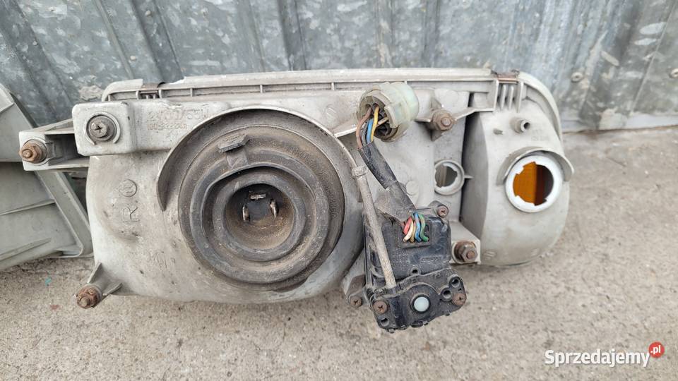 Suzuki Vitara 8899 Lampy przednie komplet