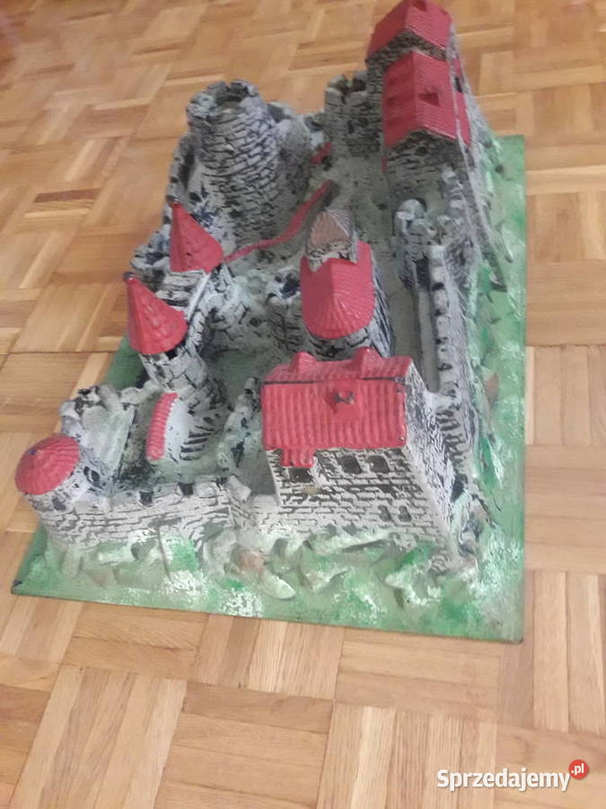 Zamek makieta zabawka do zabawy dzieci PRL pałac