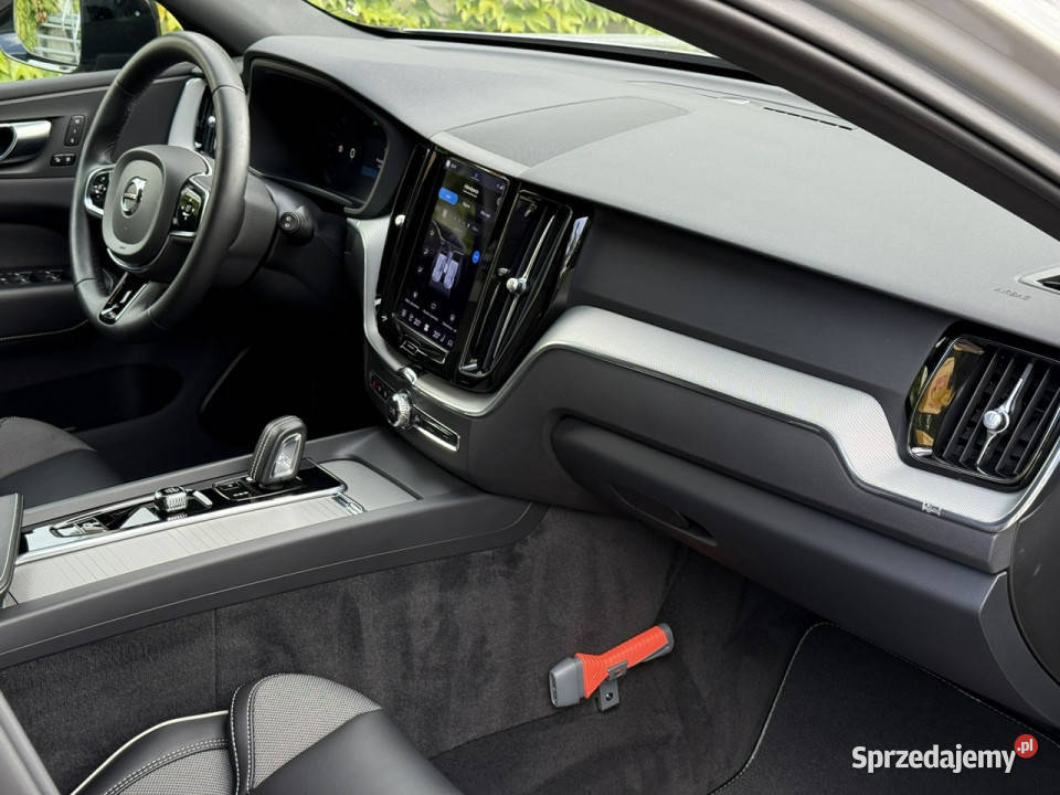 Volvo XC 60 Rdesign Faktura VAT 23 II 2017 Volvo