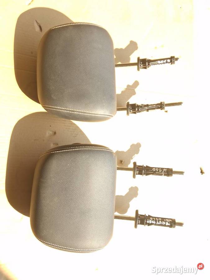 Zagłówek fotela kierowcy lewy i prawy skóra 1km Klasa B