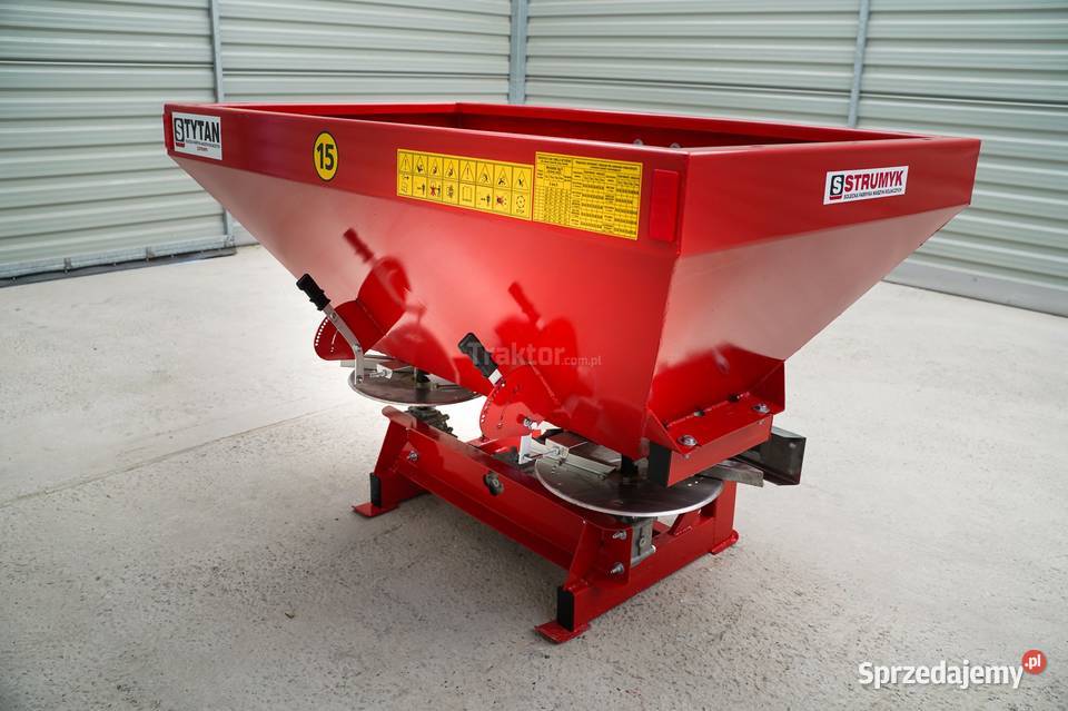 Rozsiewacz dwutarczowy jednozasypowy Tytan 600 Tajęcina