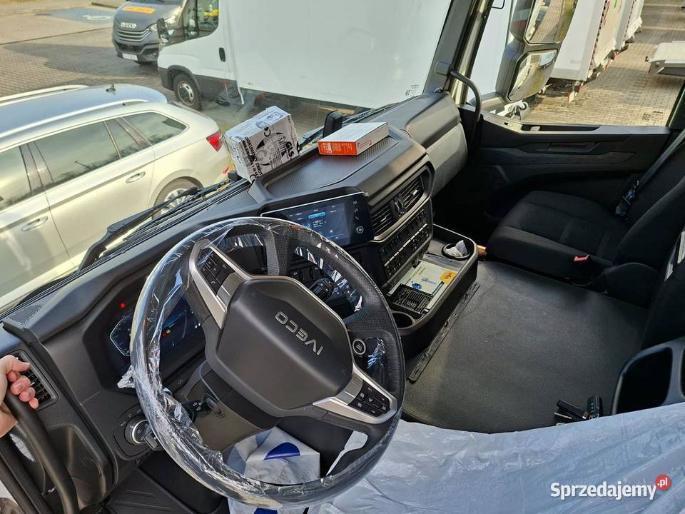 NOWY Ciągnik siodłowy Iveco TWay AT720T54TP bez diesel małopolskie Kraków