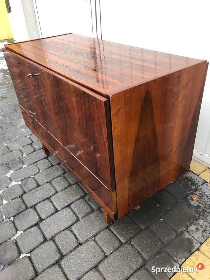 Komoda schowek na pościel bieliżniarka 1970 PRL Kalwaria Zebrzydowska sprzedam