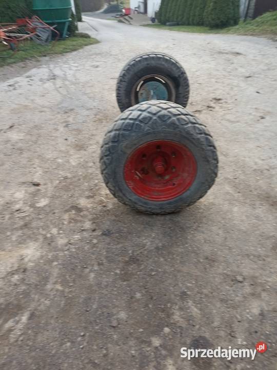 Oś z przyczepy samozbierającej