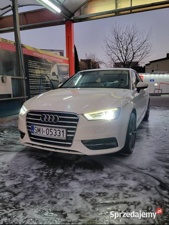 Audi a3 8v 14 tfsi 125 stronic zakupiony z Audi 125KM sprzedam