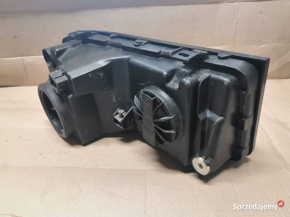 Lampa przednia lewa vw corrado st Dzierżązna