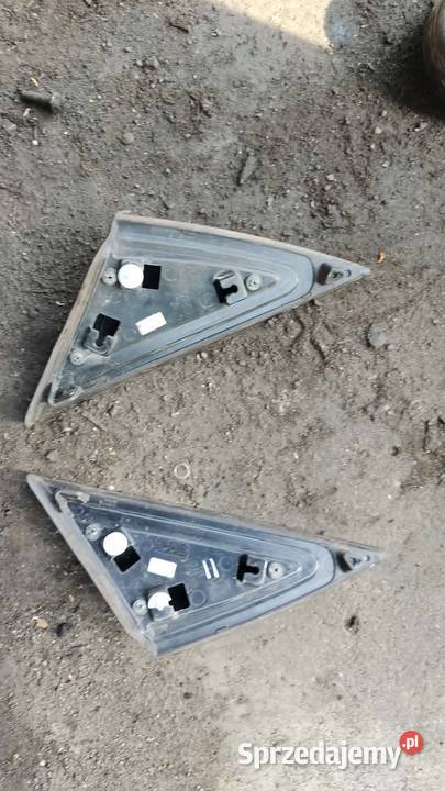 Trójkąt błotnika lewy prawy komplet Hyundai i40 osobowe Książ Wielkopolski
