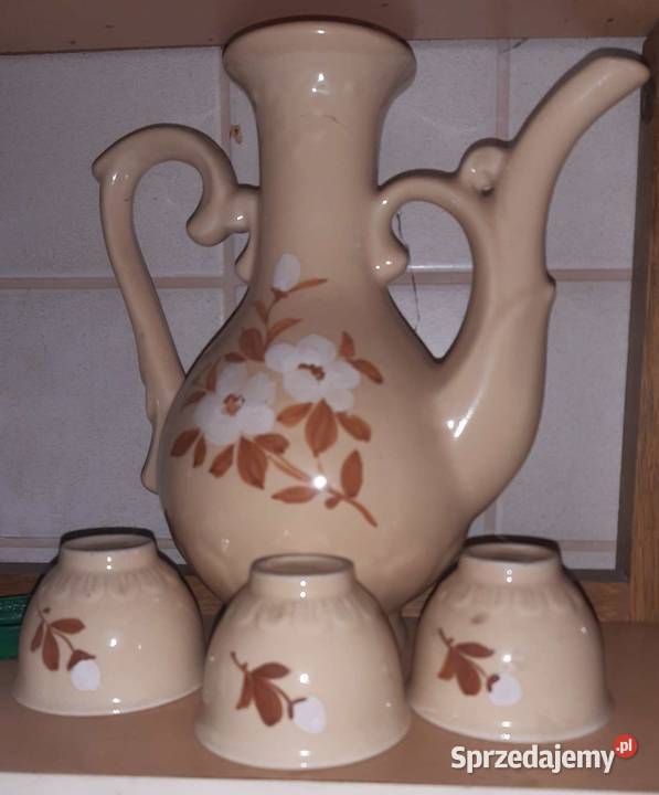 Koreańskie Porcelanowe Czajniki z Czarkami