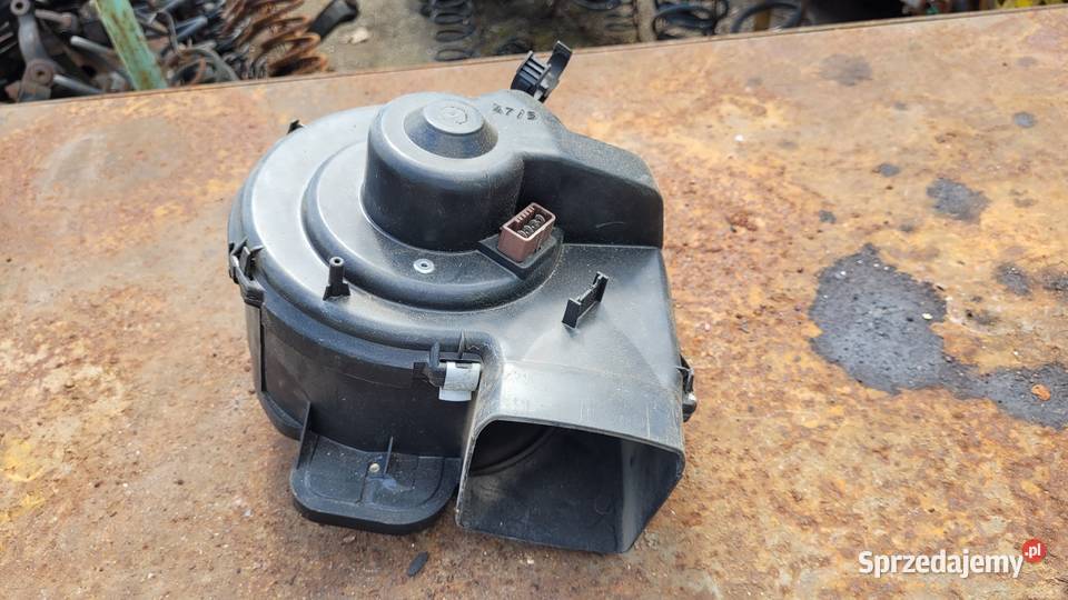 Wentylator nawiewu Renault 106 Ogrzewanie, wentylacja i klimatyzacja Łagów sprzedam