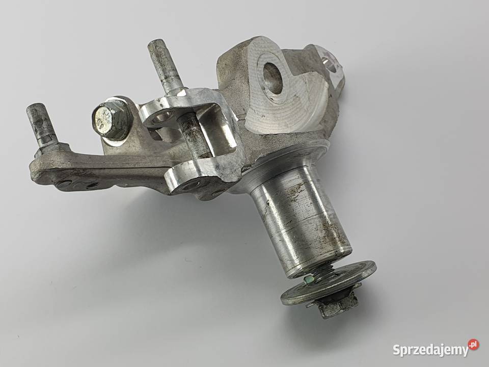 Zwrotnica Prawa Piasta Can Am Ds 450