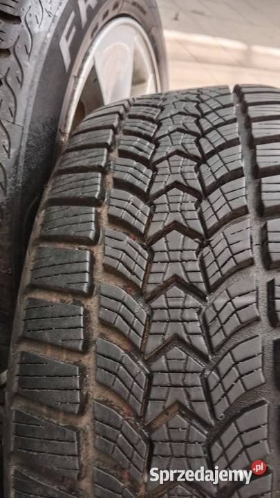 Koła zimowe z BMW 1 Opony 20555R16