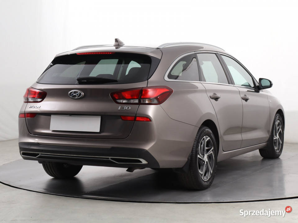 Hyundai i30 15 TGDI MHEV wielofunkcyjna kierownica Katowice