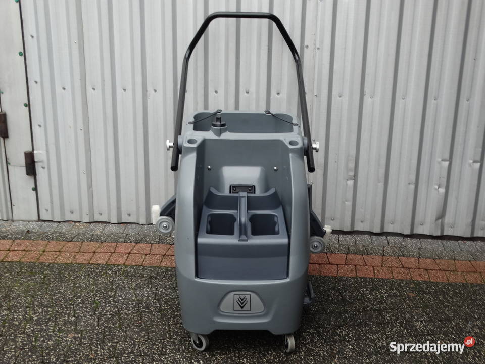 Automatyczny mop szorowarka Karcher B 6010 C ECO sprzedam