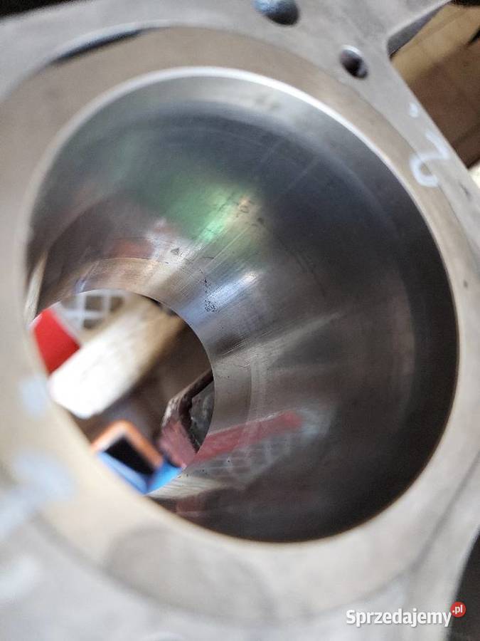 Kawasaki GPX 600 cylindry tłoki cylinder tłok dolnośląskie
