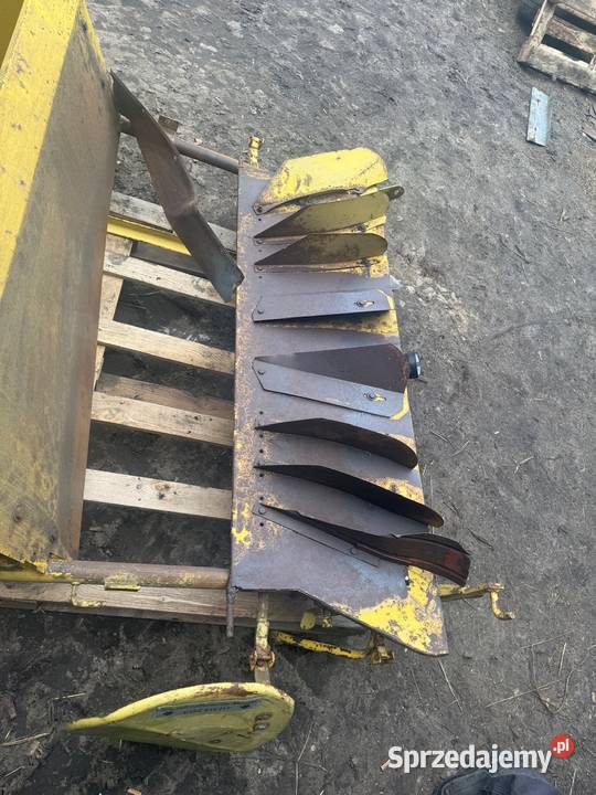 Sieczkarnia komplet z napędami kombajn Holland Zahajki