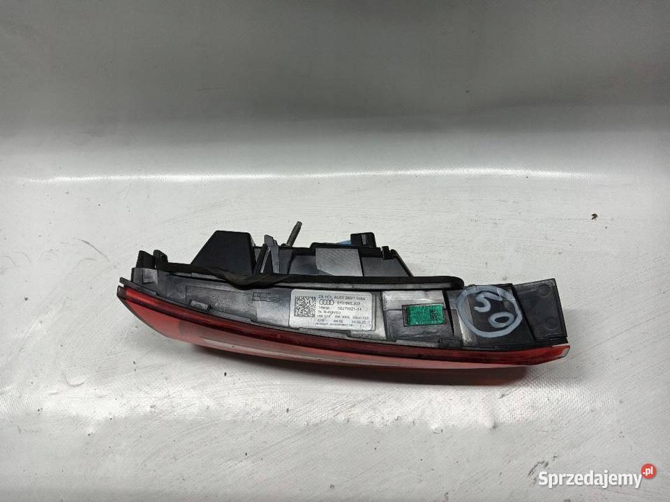 LAMPA TYŁ TYLNA AUDI A3 8Y0945307
