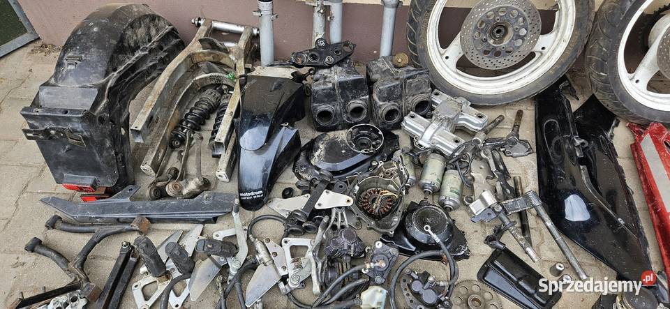 Suzuki GS500 części łódzkie sprzedam