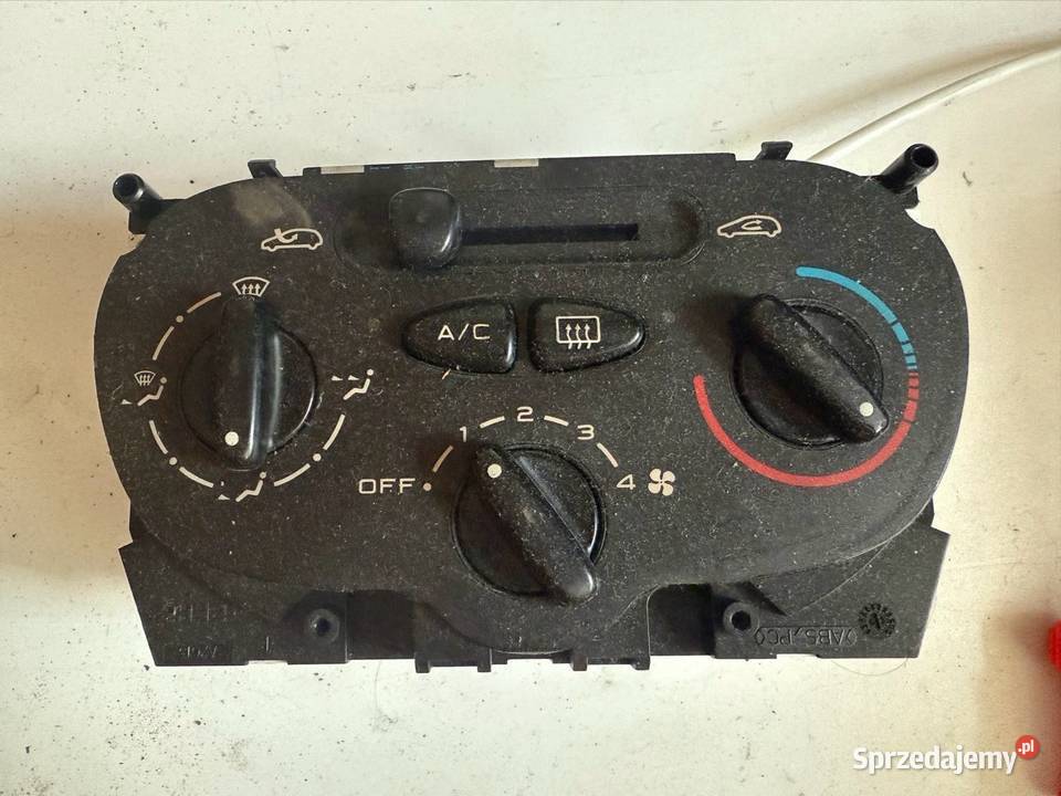 KONSOLA PANEL NAWIEWU PEUGEOT 206 Kratki nawiewu Ostrów Wielkopolski
