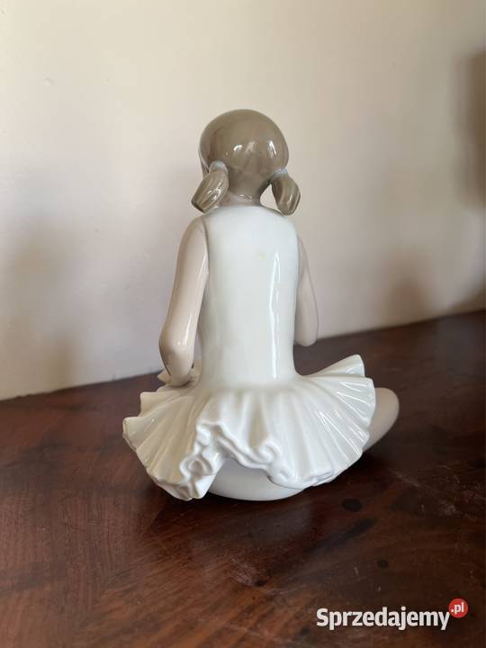 Lladro Nao Figurka Baleriny ze skrzyżowanymi Gdańsk
