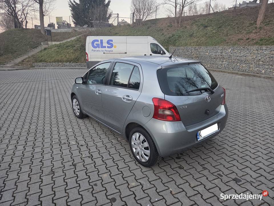 Toyota Yaris II 10 Benzyna na łańcuszku Sprawna 68KM Yaris Tarnów