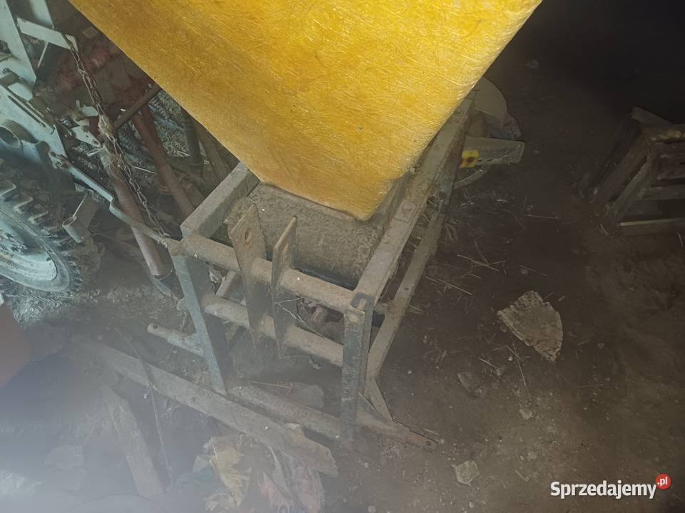 Rozsiewacz motyl 300 Burzenin