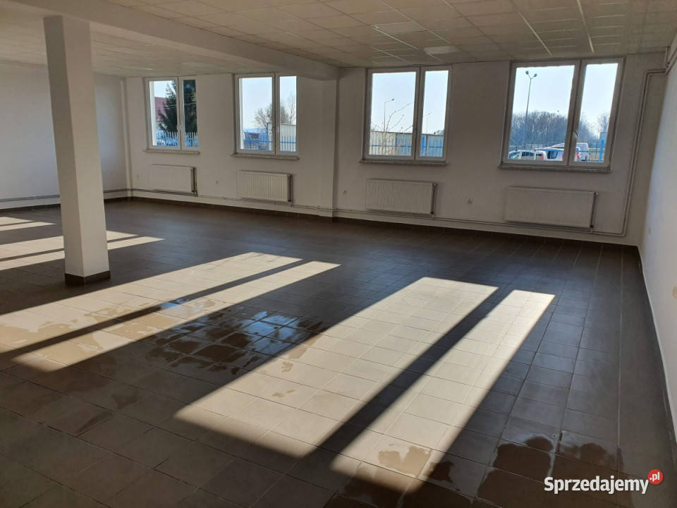 500 m2 2x 150 200 m2 I i II piętro winda 500m2 Krosno sprzedam