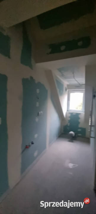 Nowa adaptacja strychu jedno duże mieszkanie z sprzedam