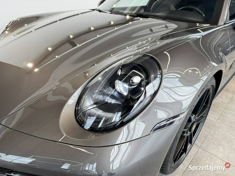Porsche 911 Carrera 4 GTS 30 480 M7 2023 r salon immobilizer Myślenice