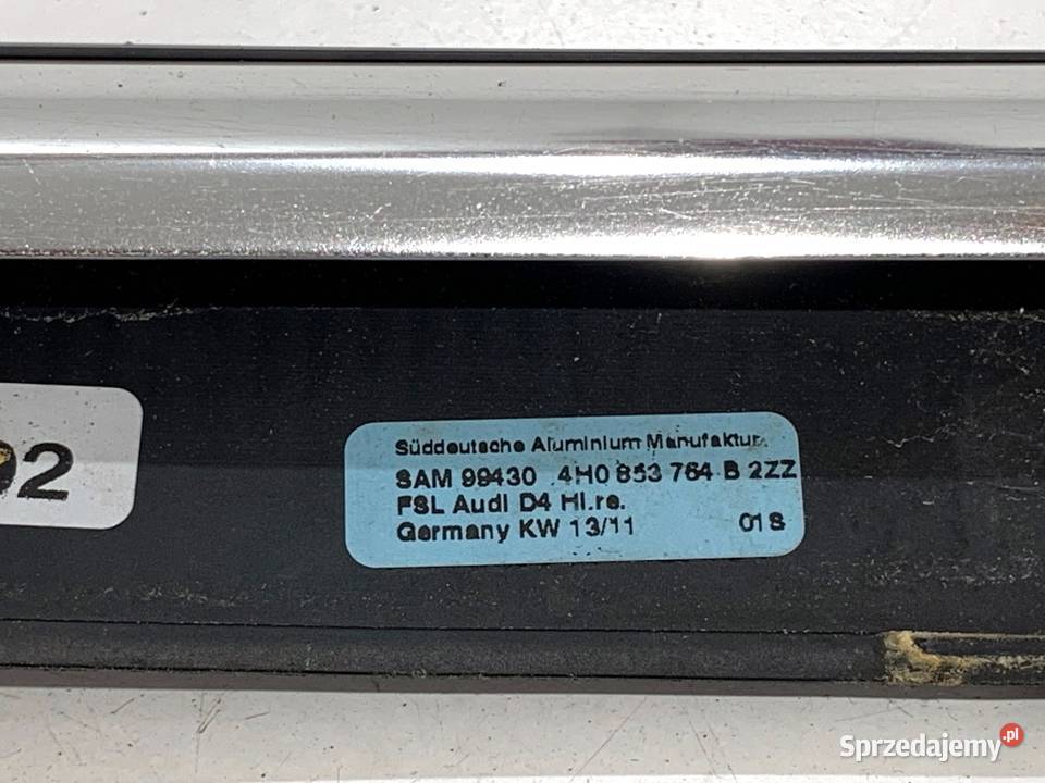 LISTWA ZGARNIAJĄCA TYŁ PRAWY AUDI A8 D4 Części samochodowe podkarpackie