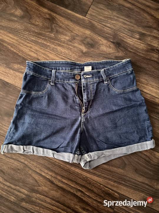 Jeansowe krótkie spodenki szorty Moda i Styl mazowieckie Ząbki