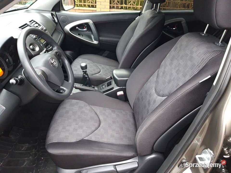 TOYOTA RAV4 4X4 SPROWADZONA SERWISOWANA 137 Zamość