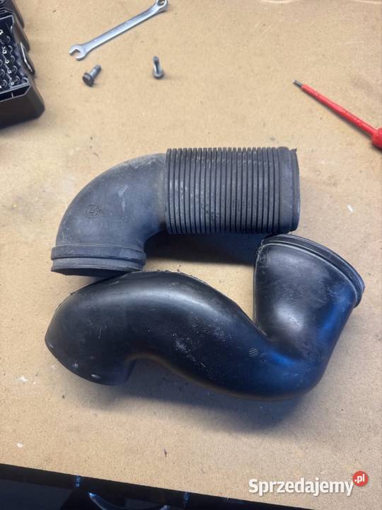 Kanał powietrzny chłodzenie alternatora e46