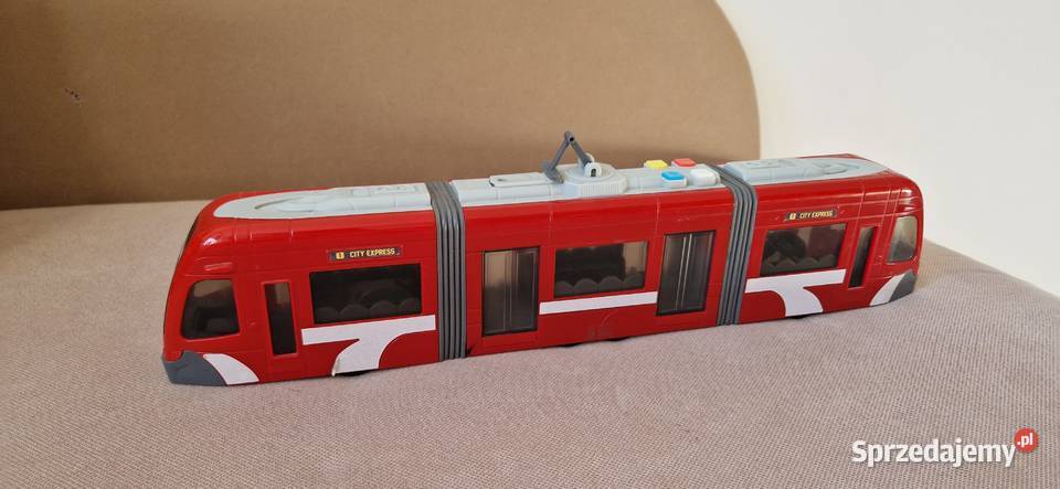 pociąg kolejka dźwięk otwierane drzwi czerwony Kraków