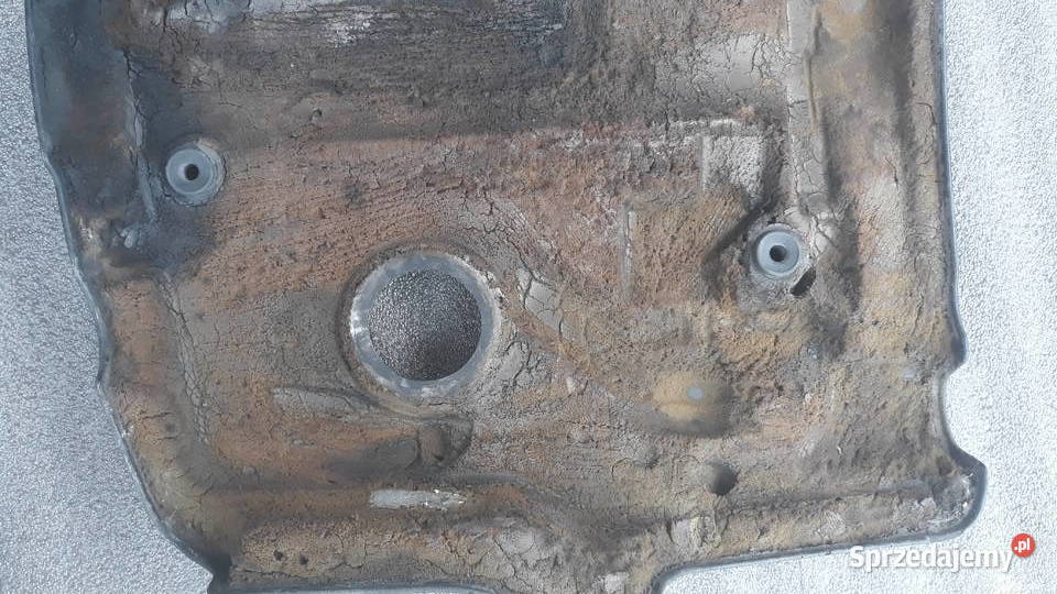 Volvo V40 19DI Osłona silnika górna osobowe wielkopolskie Bukownica