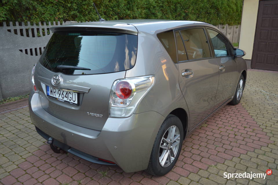 Toyota Vers 18 B 2015 r 165 PanoramaSerwis Rok produkcji 2015 Radom