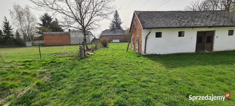 Działka siedliskowa z zabudowaniami 9672m2 Bronowice